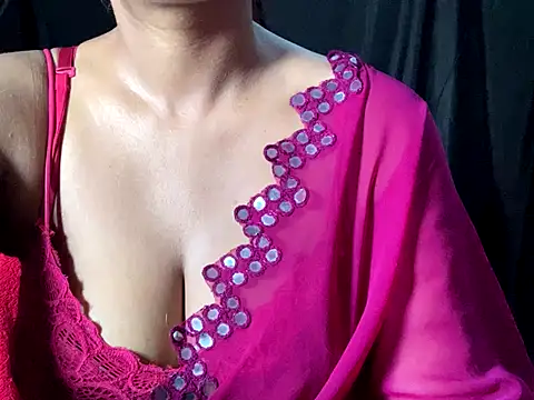 Snapshot of Sexy_trisha__7 chatting on September 19, 2025, 8:18 am Sexy trisha 7 online show from September 19, 2025, 8:18 am