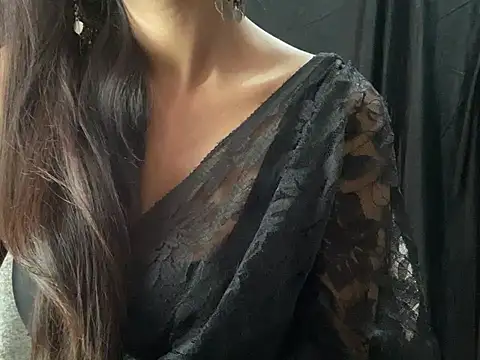 Sexy trisha  7 online show from March 3, 2025, 6:56 pm