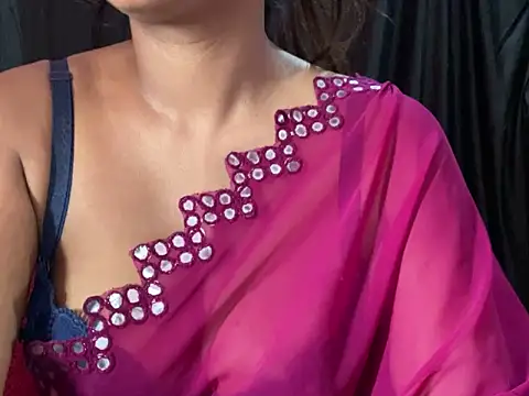 Snapshot of Sexy_trisha__7 chatting on October 9, 2025, 6:25 am Sexy trisha 7 online show from October 9, 2025, 6:25 am