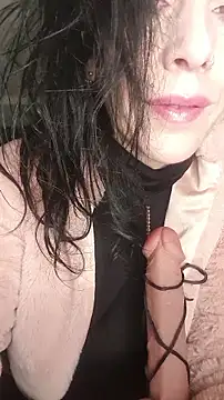 freyamoret online show from February 3, 2026, 5:05 am