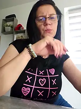 Snapshot of KristenVega chatting on September 12, 2025, 10:37 am KristenVega online show from September 12, 2025, 10:37 am