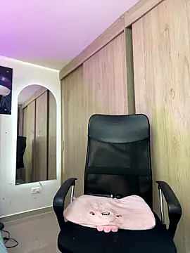 Snapshot of MariaAntonia__ chatting on January 16, 2026, 8:24 pm MariaAntonia online show from January 16, 2026, 8:24 pm