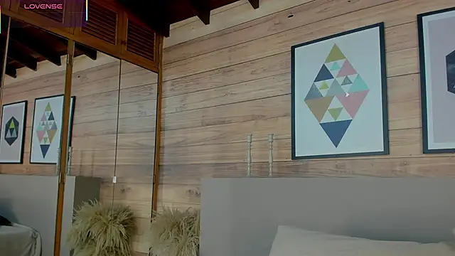 Snapshot of AmmyScott chatting on September 30, 2025, 11:11 pm AmmyScott online show from September 30, 2025, 11:11 pm