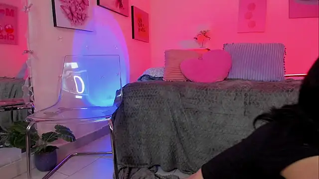 MaveParks  online show from April 14, 2026, 11:59 am