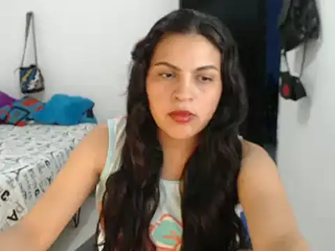 casidylove online show from December 3, 2024, 1:14 am
