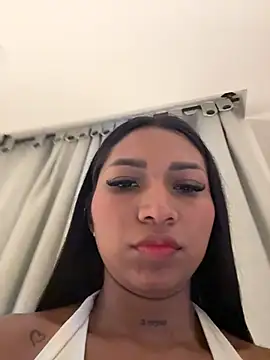 Snapshot of Barbiebrunette_ chatting on October 2, 2025, 12:36 am Barbiebrunette  online show from October 2, 2025, 12:36 am