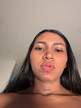 Snapshot of Barbiebrunette_ chatting on October 22, 2025, 3:28 am Barbiebrunette  online show from October 22, 2025, 3:28 am