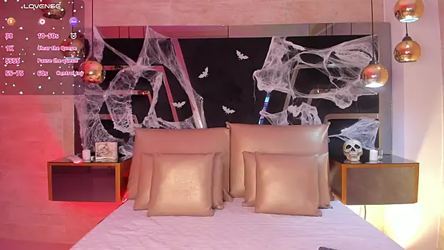 Snapshot of DaraBeckett chatting on October 31, 2025, 10:12 am DaraBeckett online show from October 31, 2025, 10:12 am