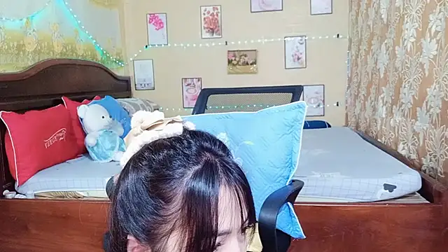 Snapshot of Lanian_99 chatting on March 20, 2025, 1:37 pm Lanian 99 online show from March 20, 2025, 1:37 pm