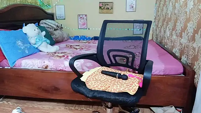 Snapshot of Lanian_99 chatting on March 17, 2025, 1:50 pm Lanian 99 online show from March 17, 2025, 1:50 pm