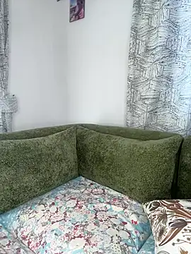 Favoritegirl1 online show from February 26, 2026, 12:49 pm