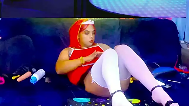 Snapshot of indica310 chatting on December 20, 2024, 11:32 am indica310 online show from December 20, 2024, 11:32 am