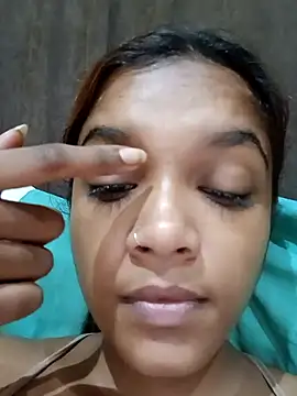 Indianqueen03 online show from February 26, 2025, 4:27 pm