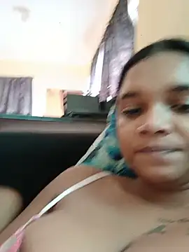 Snapshot of Indianqueen03 chatting on June 23, 2026, 10:46 am Indianqueen03 online show from June 23, 2026, 10:46 am