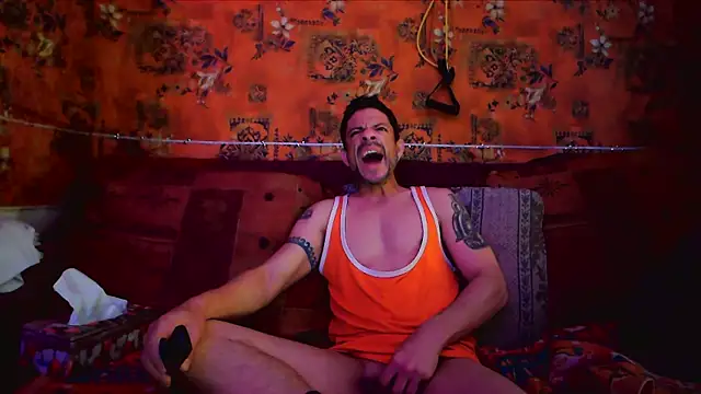 Snapshot of Tony_Torrente chatting on December 2, 2024, 1:42 am Tony Torrente online show from December 2, 2024, 1:42 am