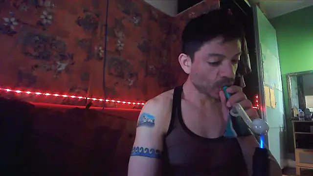 Snapshot of Tony_Torrente chatting on March 21, 2025, 6:51 pm Tony Torrente online show from March 21, 2025, 6:51 pm