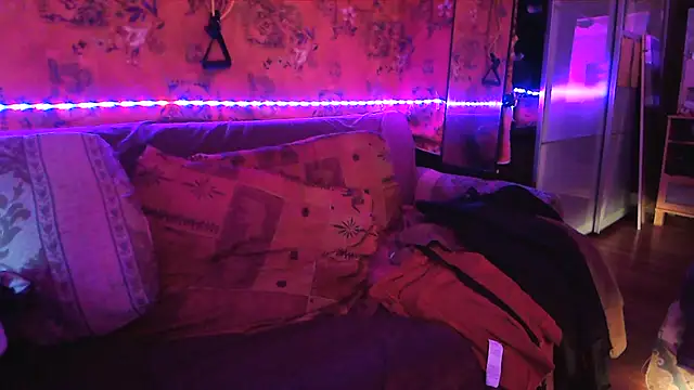 Snapshot of Tony_Torrente chatting on December 3, 2024, 6:44 pm Tony Torrente online show from December 3, 2024, 6:44 pm