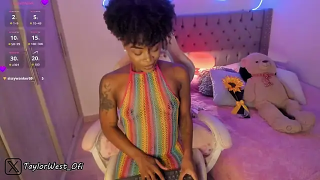 Miss westt  online show from February 11, 2026, 1:27 am