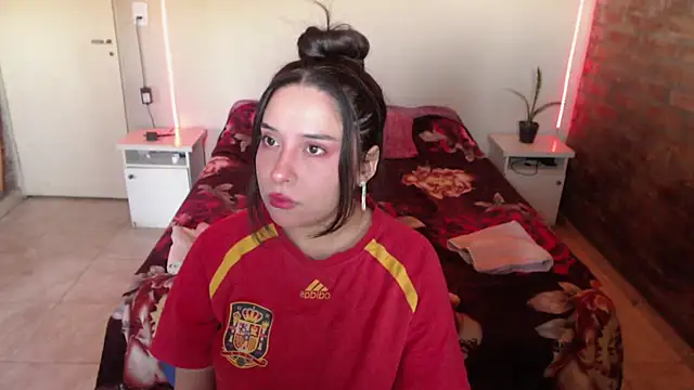 Snapshot of KityEstrover chatting on December 3, 2024, 12:34 pm KityEstrover online show from December 3, 2024, 12:34 pm