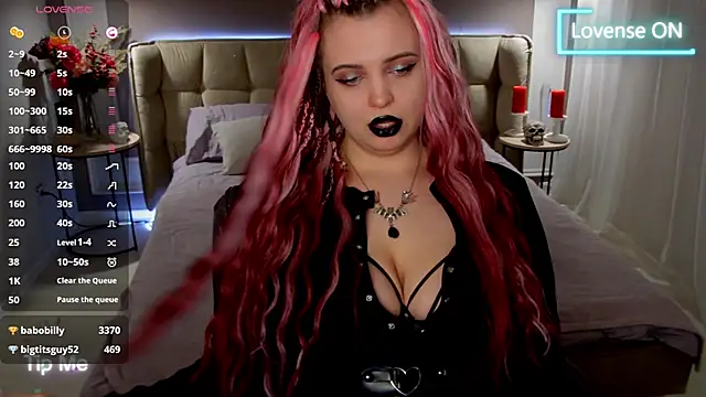 Miss Maya Mils online show from February 26, 2025, 4:08 am