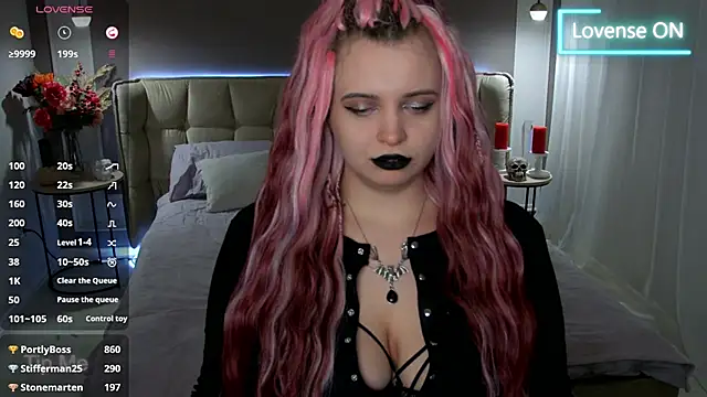 Miss Maya Mils online show from February 26, 2025, 7:12 am