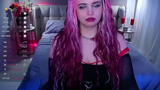 Miss Maya Mils online show from February 13, 2025, 7:13 am