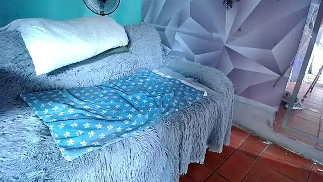 Snapshot of krityn_12 chatting on October 11, 2025, 11:44 am krityn 12 online show from October 11, 2025, 11:44 am