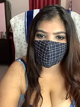 Snapshot of Fantastic_ruby chatting on February 23, 2025, 10:09 pm Fantastic ruby online show from February 23, 2025, 10:09 pm