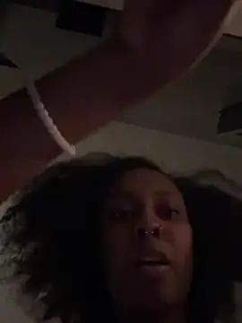 Snapshot of Your_Paris chatting on February 15, 2026, 5:08 am Your Paris online show from February 15, 2026, 5:08 am