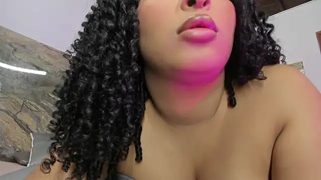 kaleb violeta 1 online show from February 5, 2026, 3:24 am