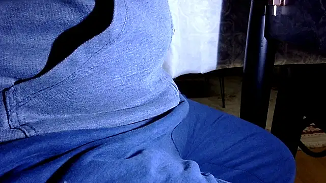 Snapshot of by-panic chatting on March 1, 2025, 10:10 pm by-panic online show from March 1, 2025, 10:10 pm