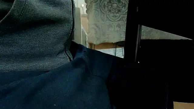 Snapshot of by-panic chatting on March 16, 2025, 11:49 am by-panic online show from March 16, 2025, 11:49 am