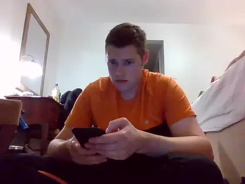 Snapshot of AnalLove1990 chatting on October 6, 2025, 10:32 pm AnalLove1990 online show from October 6, 2025, 10:32 pm