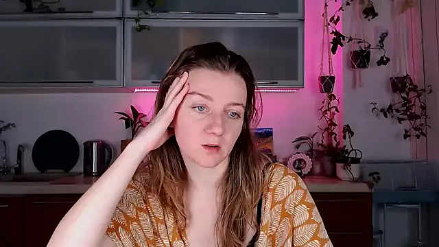 Snapshot of Elly_Helly chatting on December 7, 2024, 8:44 pm Elly Helly online show from December 7, 2024, 8:44 pm