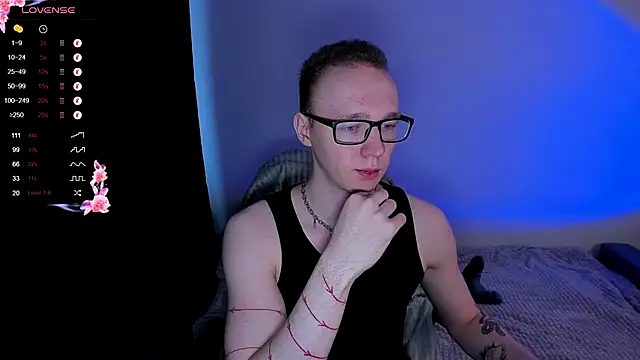 Alex silents online show from November 10, 2025, 9:47 am