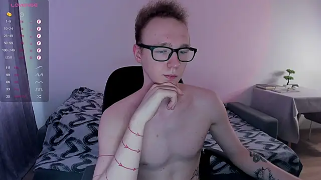 Alex silents online show from February 24, 2025, 10:04 am