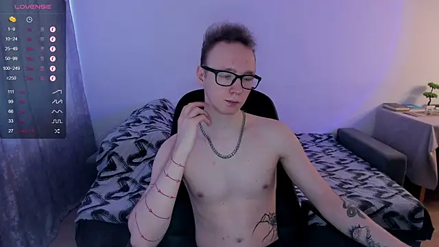 Alex silents online show from February 10, 2025, 10:20 am