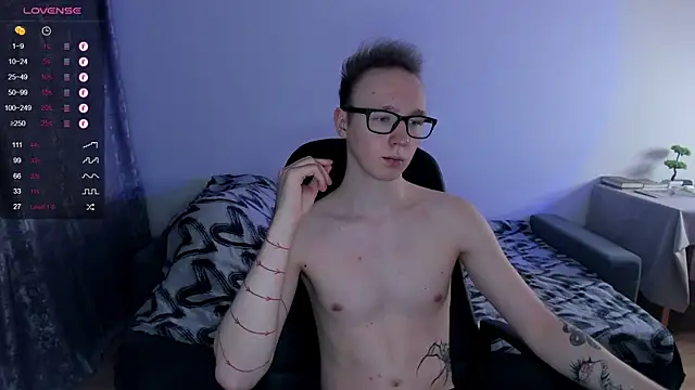 Alex silents online show from February 11, 2025, 1:41 pm
