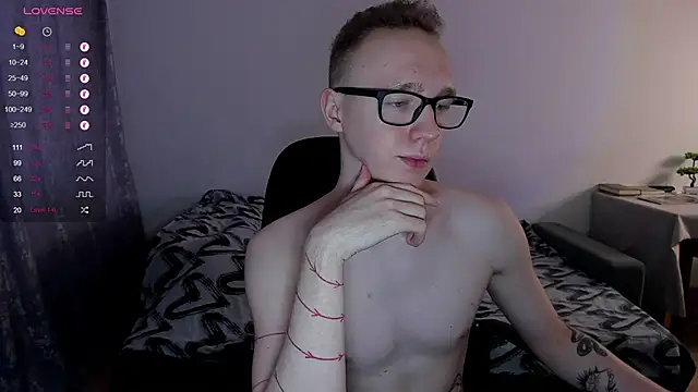 Alex silents online show from March 3, 2025, 1:12 pm