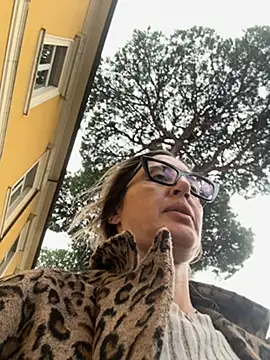 Snapshot of casalinga88 chatting on October 21, 2025, 11:09 am casalinga88 online show from October 21, 2025, 11:09 am