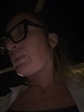 Snapshot of casalinga88 chatting on October 10, 2025, 6:09 pm casalinga88 online show from October 10, 2025, 6:09 pm