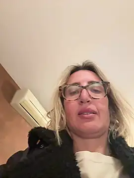 casalinga88 online show from March 21, 2025, 5:56 pm