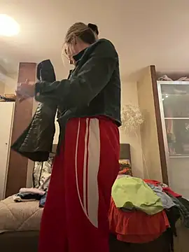 casalinga88 online show from March 13, 2026, 11:43 pm