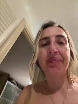 casalinga88 online show from March 4, 2025, 8:38 pm