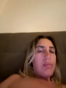 Snapshot of casalinga88 chatting on October 24, 2025, 5:39 am casalinga88 online show from October 24, 2025, 5:39 am