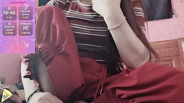 Snapshot of Berrysweet_68 chatting on February 16, 2026, 5:28 am Berrysweet 68 online show from February 16, 2026, 5:28 am