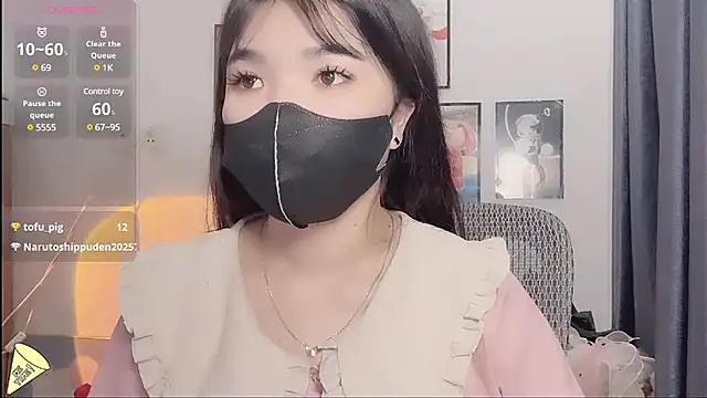 Berrysweet 68 online show from March 4, 2025, 9:07 am