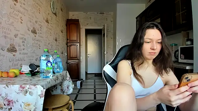 Adela Vetta online show from February 28, 2025, 8:31 am