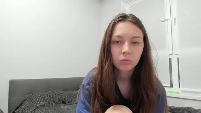 Adela Vetta online show from April 1, 2026, 4:59 pm