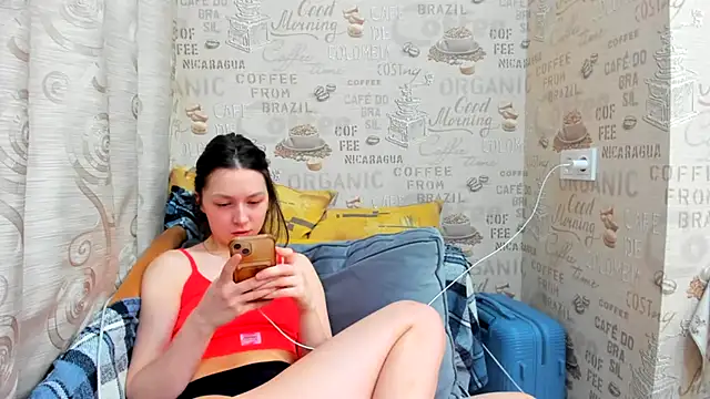 Adela Vetta online show from February 17, 2025, 4:39 pm